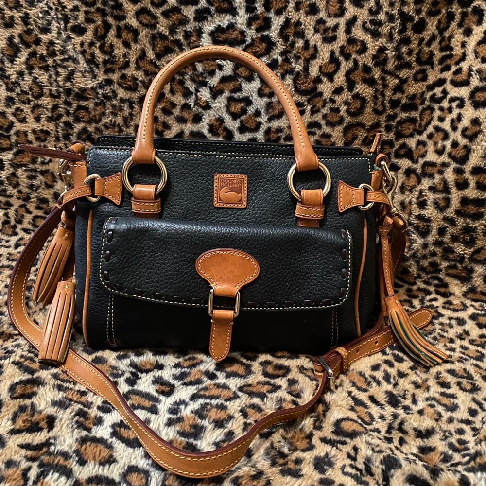 Dooney & Bourke pebble grain leather satchel -Vintage EUC